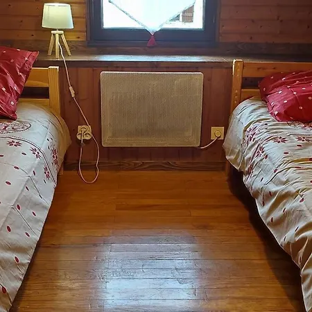 Holiday home La Rustique Du Bout Du Chambon-sur-Lac